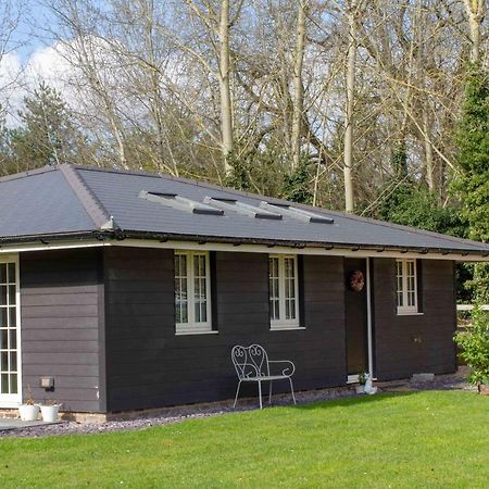 Breckland Cottage - Secluded Country Getaway Hockwold cum Wilton Exterior photo
